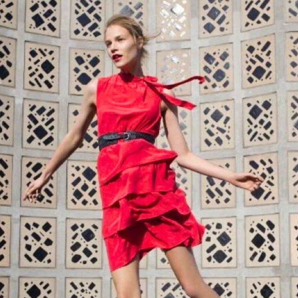 ANTHROPOLOGIE GIRLS FROM SAVOY Ruffled Oska Dress  Silk Red US 4